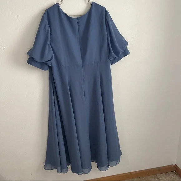 NWT JJ’s House V-nech A-line Chiffon Midi Dress Puff Sleeves Tea-Length 271450 - Picture 9 of 11